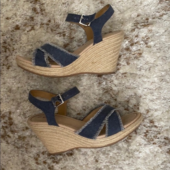 Fun summer Espadrilles - Picture 3 of 9